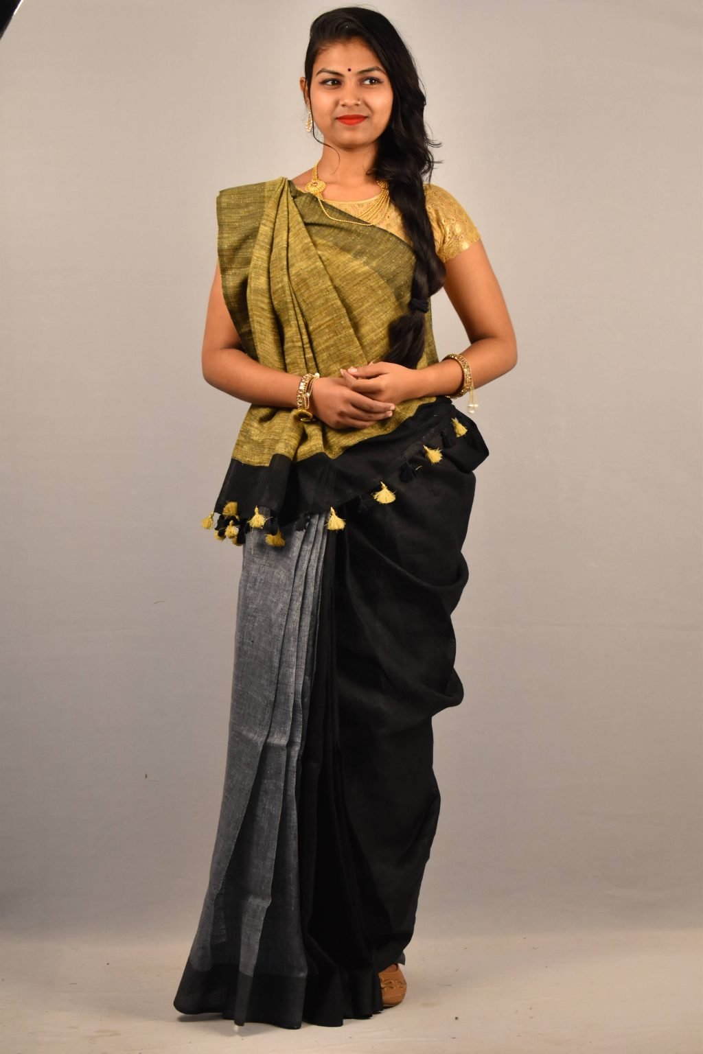 Grey Color Pure Linen Saree Ms Handloom